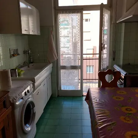 Da U Guss A 50 Metri Dalla Spiaggia Comodo Cinque Terre Apartment Chiavari